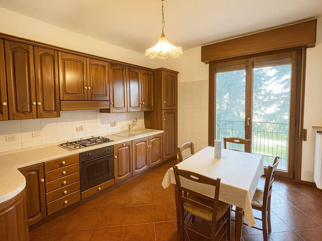 appartamento in vendita a Modena in zona Madonnina / Quattro Ville