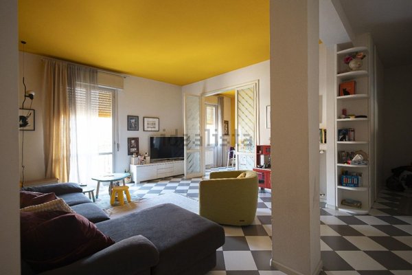 appartamento in vendita a Modena in zona San Lazzaro / Modena Est