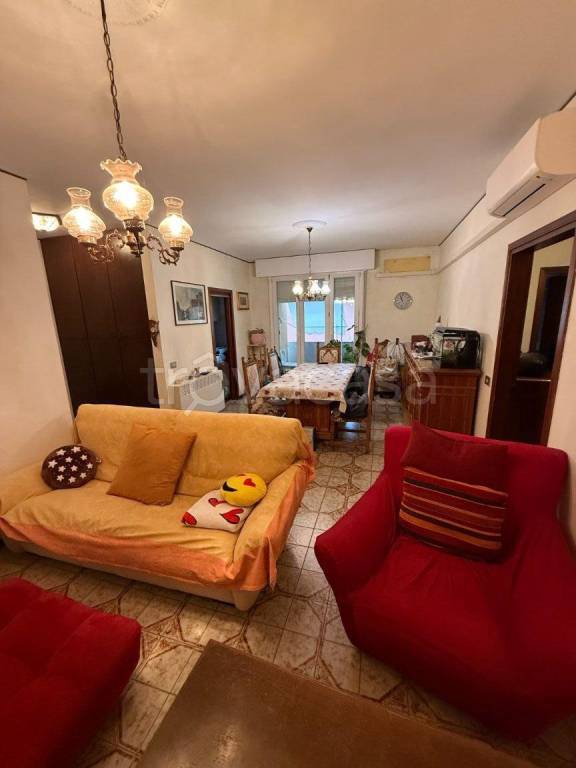 appartamento in vendita a Modena in zona Crocetta