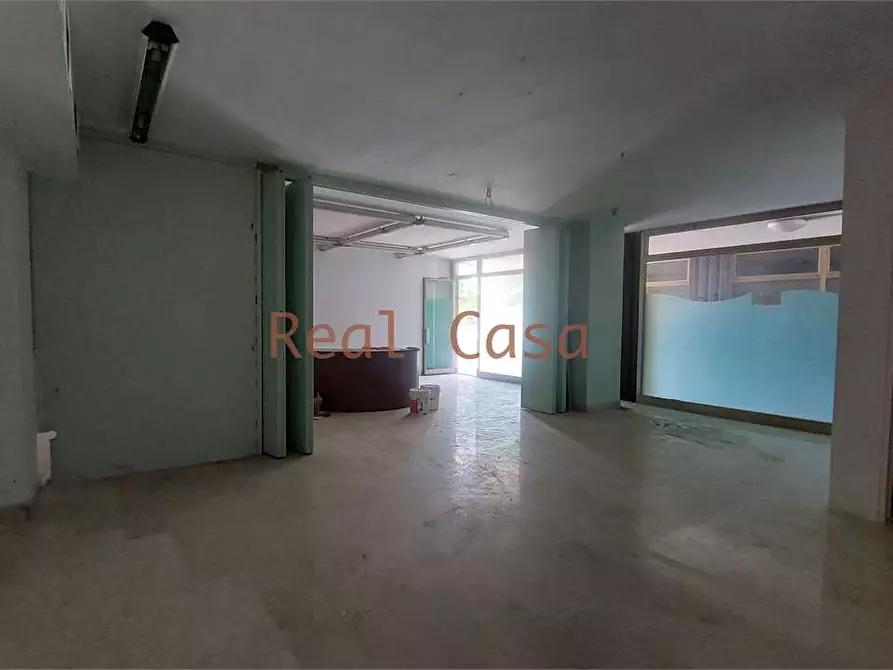 ufficio in vendita a Modena in zona San Faustino