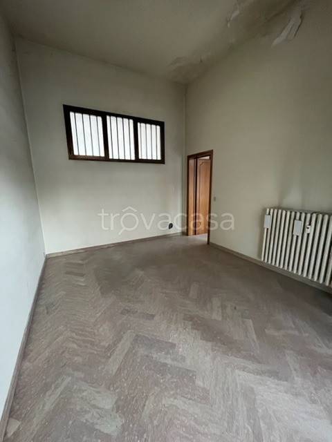 negozio in vendita a Modena in zona San Cataldo