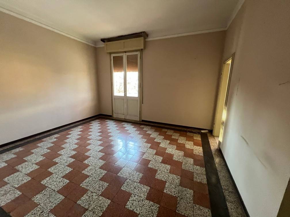 appartamento in vendita a Modena in zona Crocetta