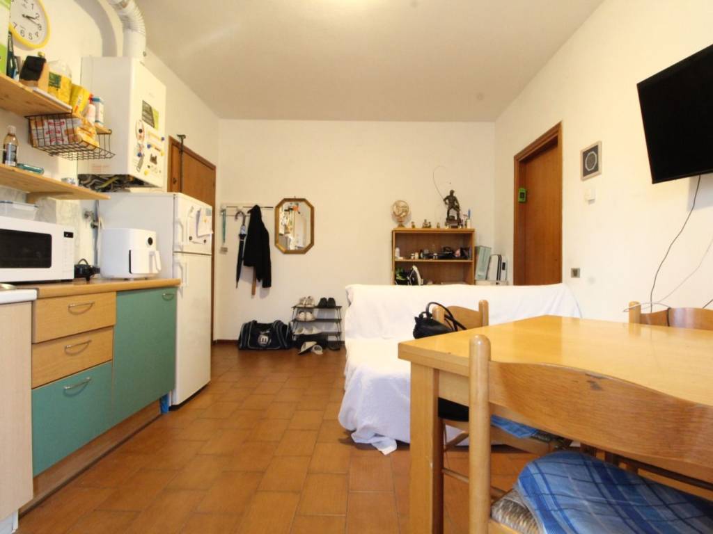 appartamento in vendita a Modena in zona Vaciglio