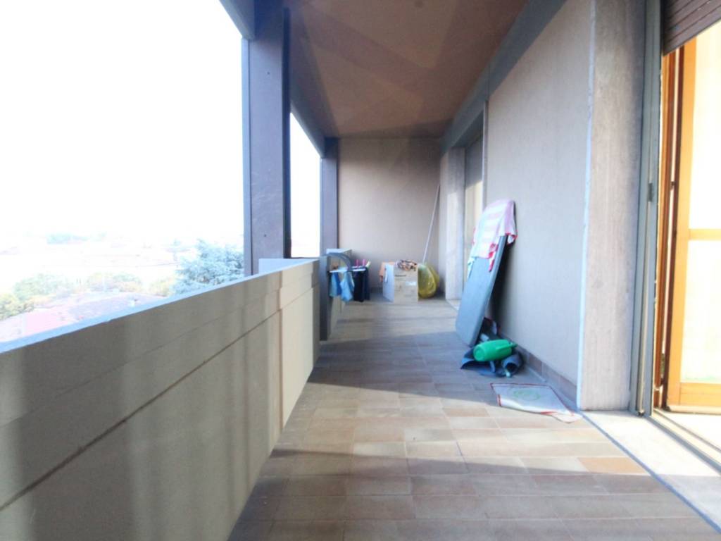 appartamento in vendita a Modena in zona Madonnina / Quattro Ville