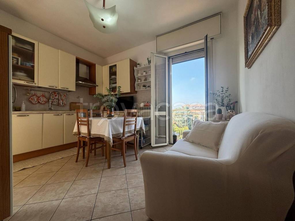 appartamento in vendita a Modena in zona Buon Pastore