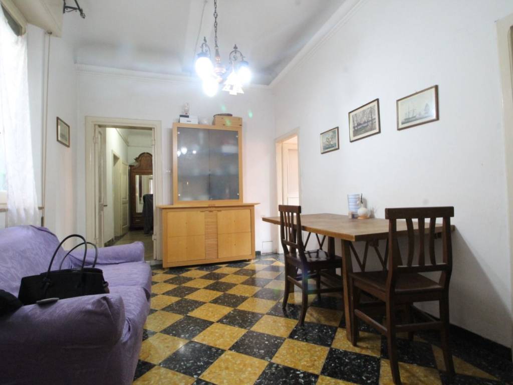 appartamento in vendita a Modena in zona Centro Storico