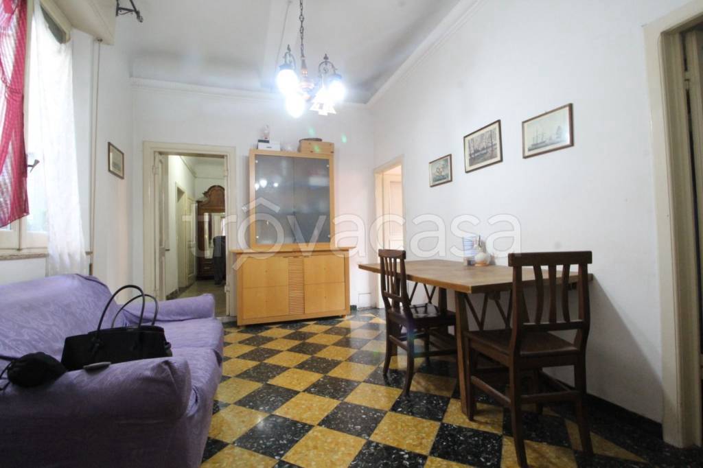 appartamento in vendita a Modena in zona Centro Storico