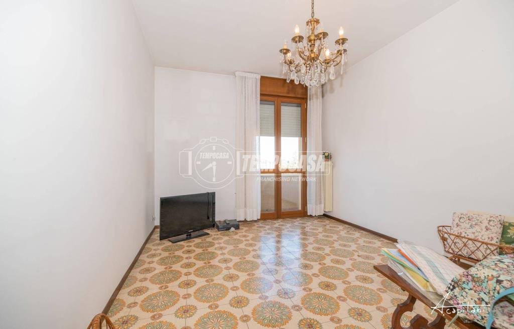 appartamento in vendita a Modena in zona San Lazzaro / Modena Est