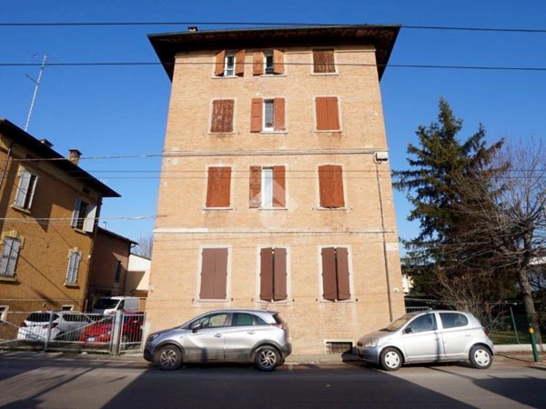 appartamento in vendita a Modena