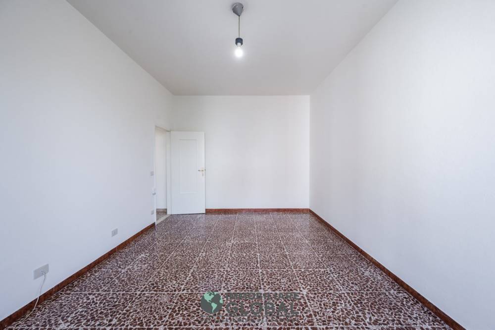 appartamento in vendita a Modena in zona Madonnina / Quattro Ville