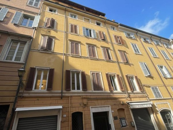 appartamento in vendita a Modena in zona Centro Storico