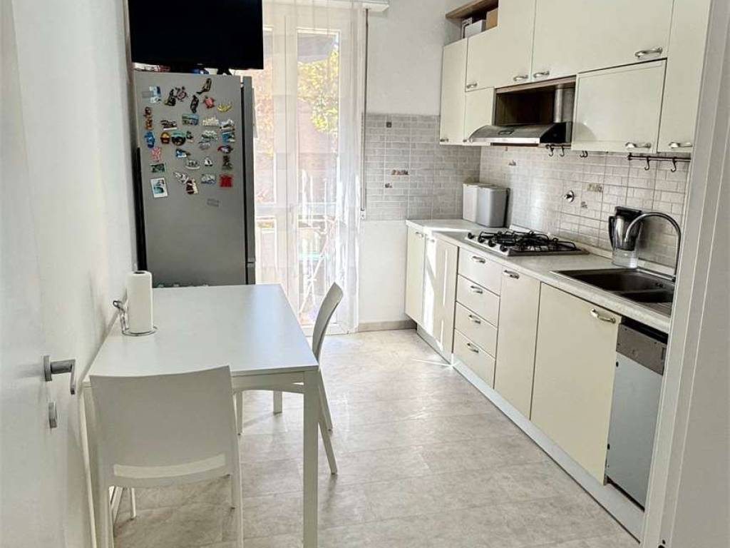 appartamento in vendita a Modena in zona San Lazzaro / Modena Est