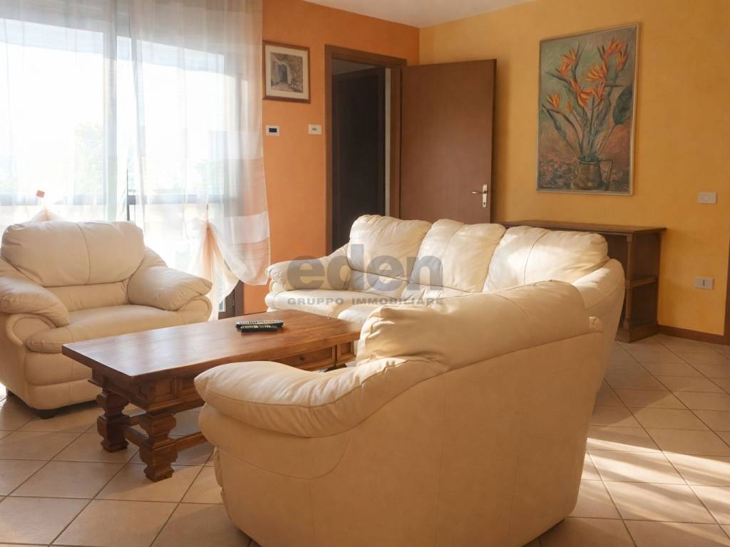 appartamento in vendita a Modena in zona San Lazzaro / Modena Est