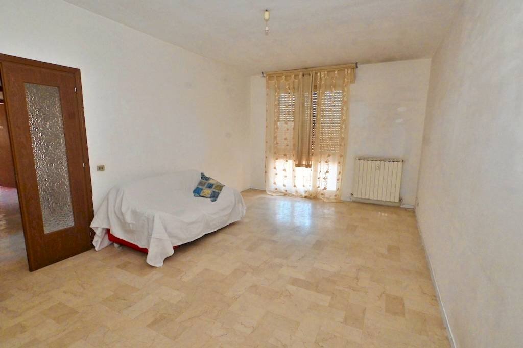 appartamento in vendita a Modena in zona San Faustino