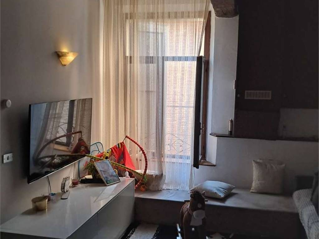 appartamento in vendita a Modena in zona Centro Storico