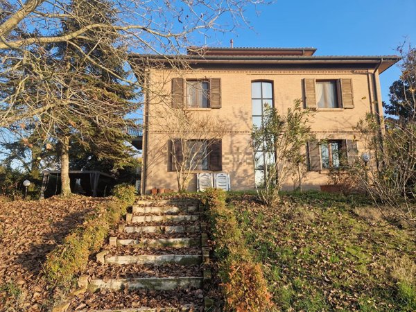 casa indipendente in vendita a Modena in zona Marzaglia