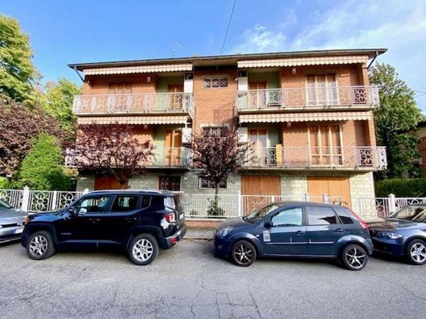 appartamento in vendita a Modena in zona San Faustino