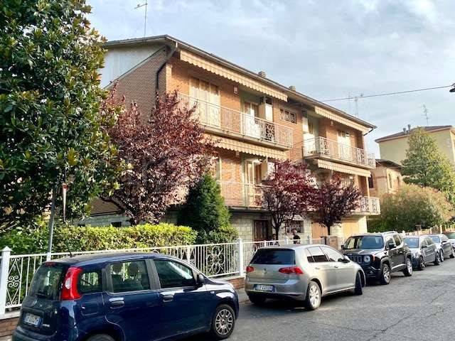appartamento in vendita a Modena in zona Centro Storico