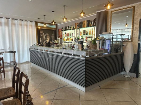 negozio in vendita a Modena in zona San Faustino