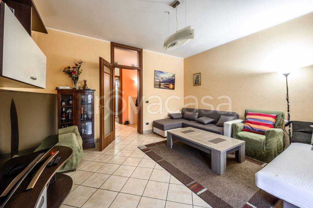 appartamento in vendita a Modena in zona Albareto