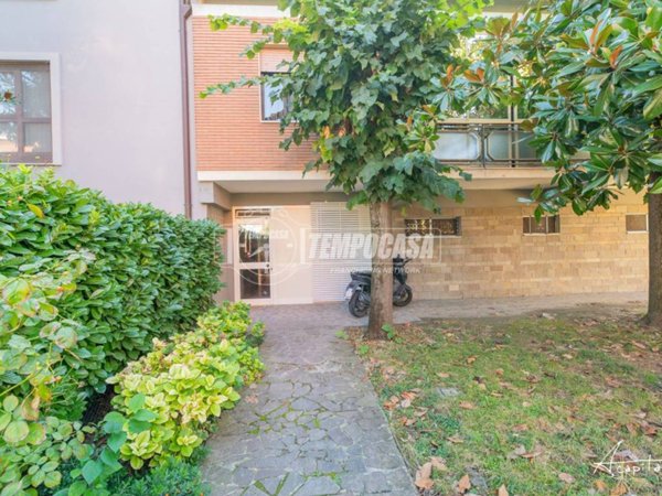 casa indipendente in vendita a Modena in zona Buon Pastore