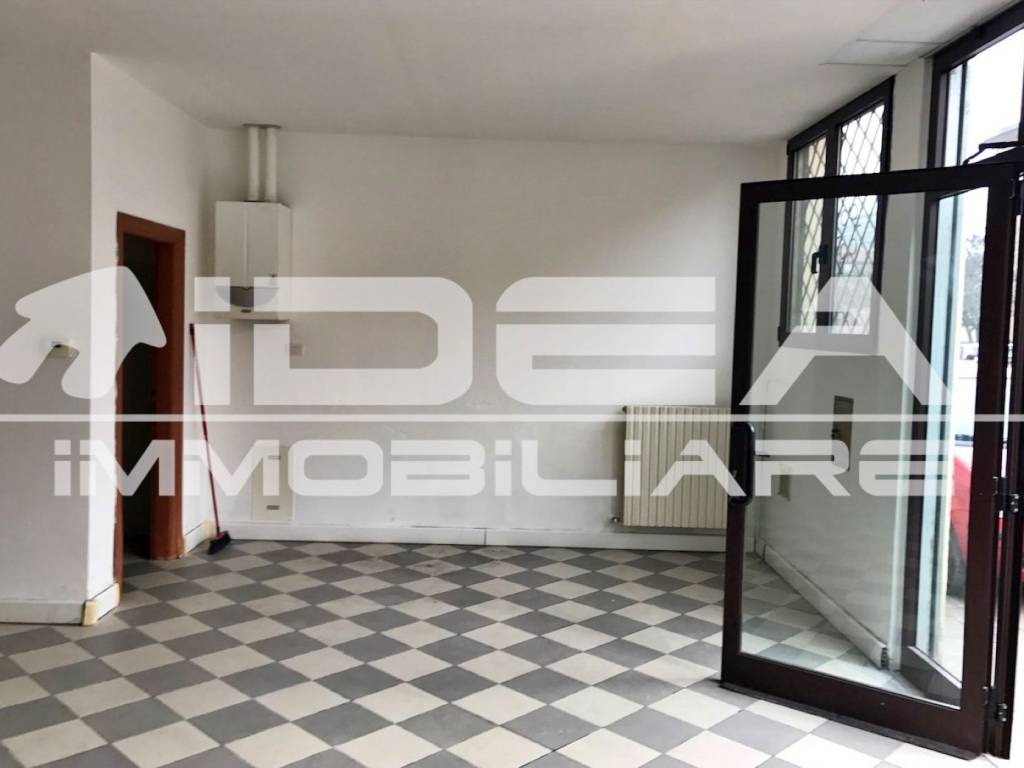 casa indipendente in vendita a Modena in zona San Faustino