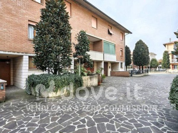 casa indipendente in vendita a Modena in zona San Faustino