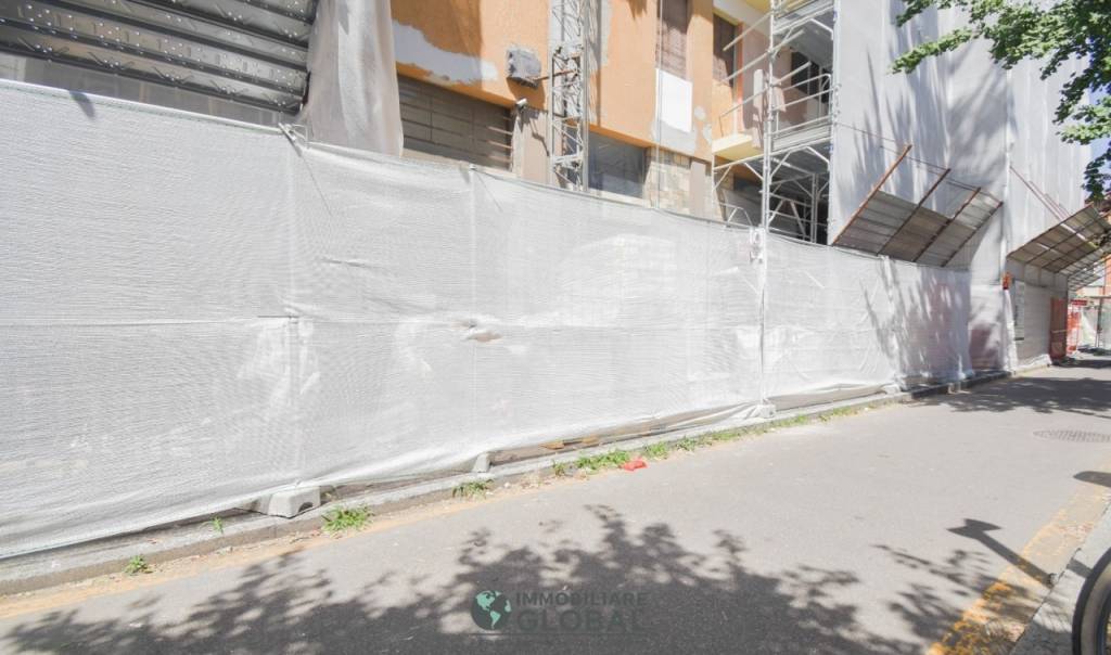 negozio in vendita a Modena in zona Sant'Agnese