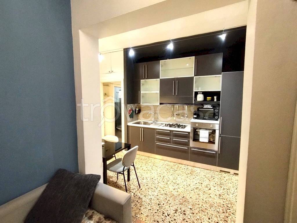 appartamento in vendita a Modena in zona Centro Storico