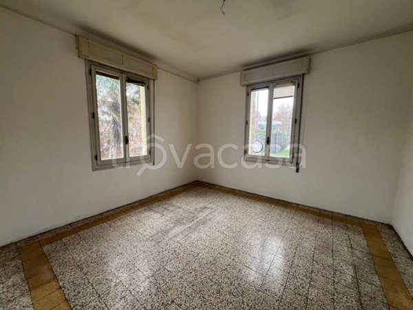 appartamento in vendita a Modena in zona Centro Storico