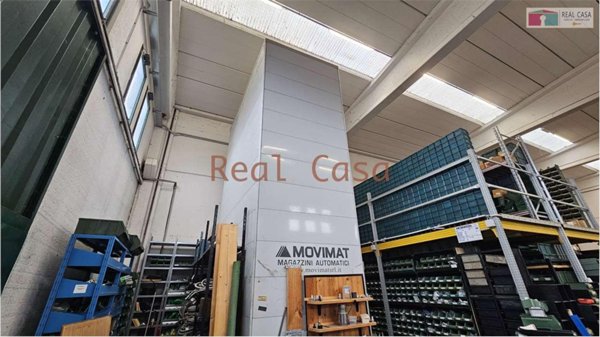 negozio in vendita a Modena