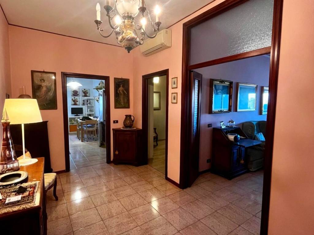 appartamento in vendita a Modena in zona Cittanova