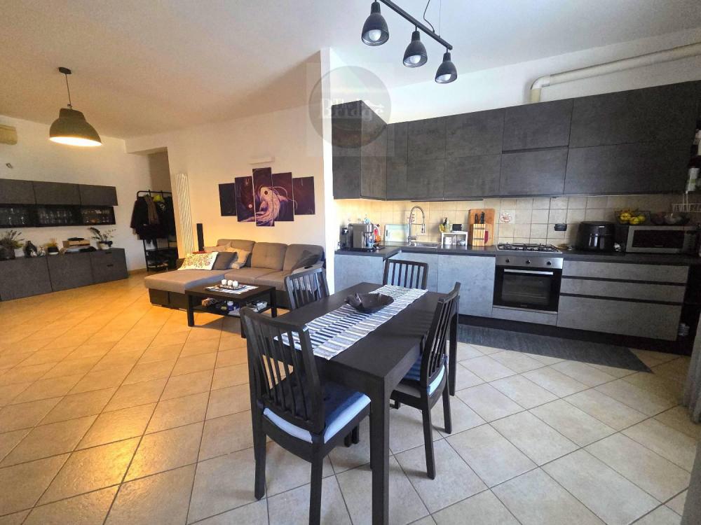 appartamento in vendita a Modena in zona Madonnina / Quattro Ville