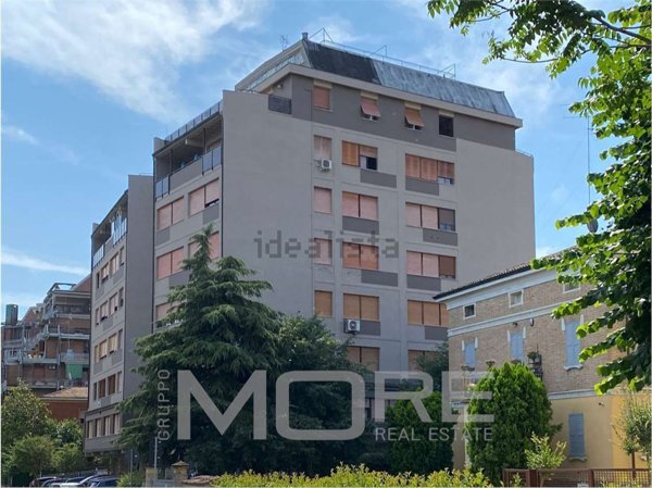 appartamento in vendita a Modena in zona Centro Storico