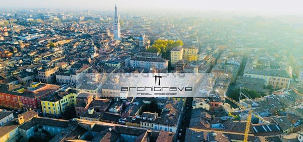 appartamento in vendita a Modena in zona Centro Storico