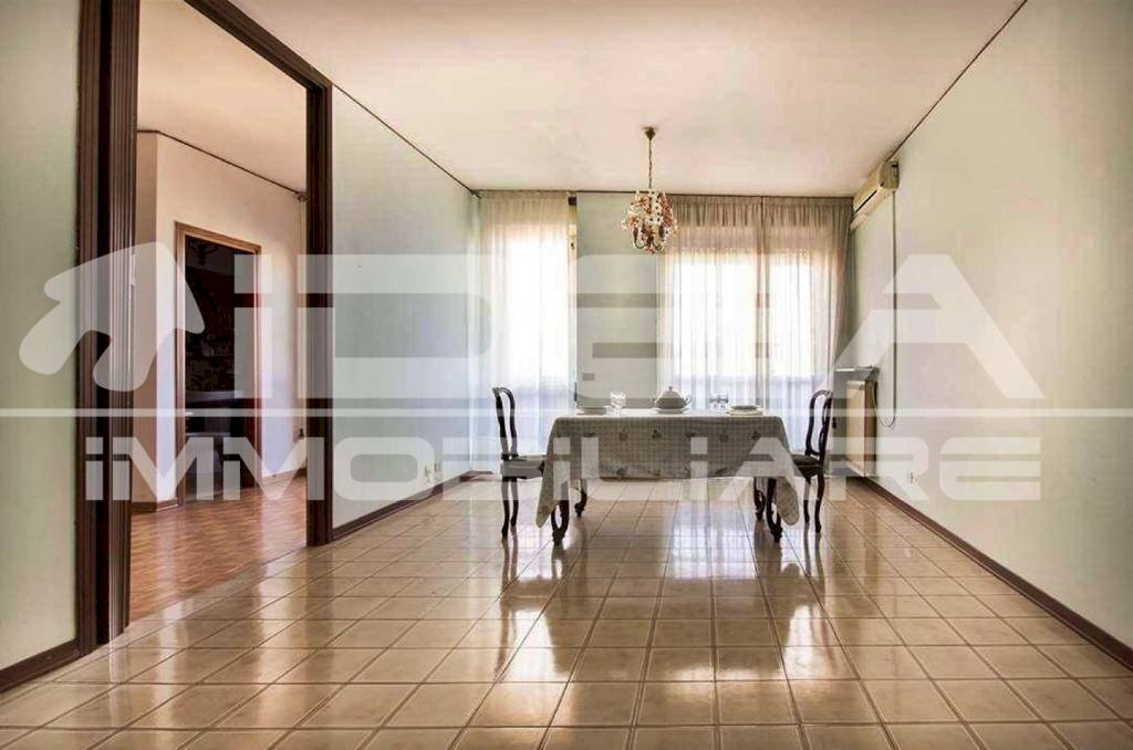 appartamento in vendita a Modena in zona San Faustino