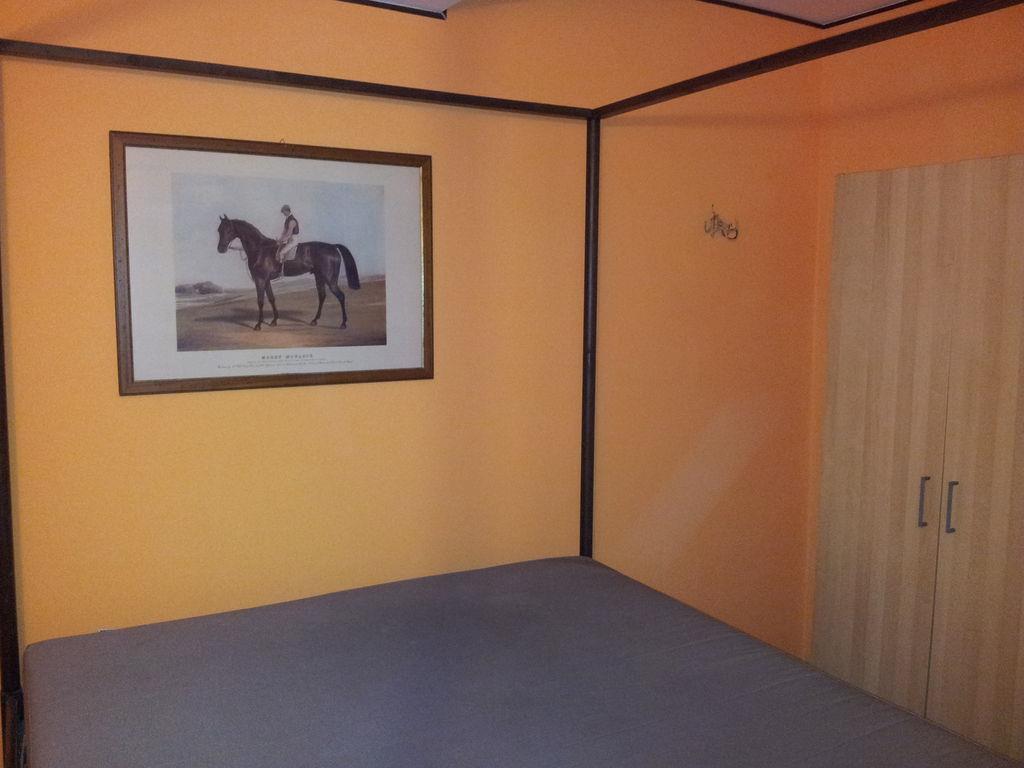 locale commerciale in vendita a Modena in zona Centro Storico