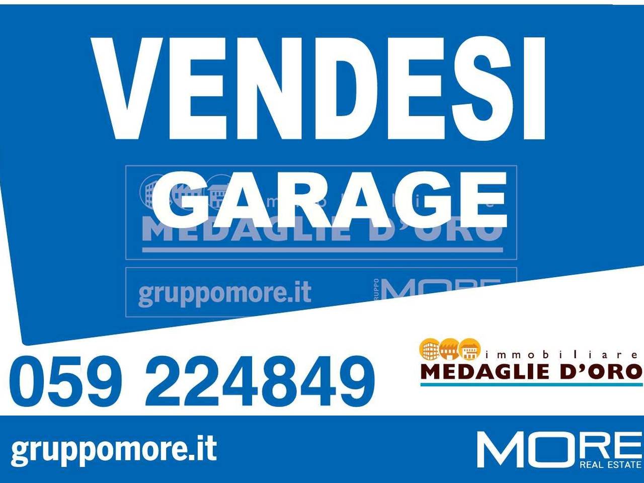 negozio in vendita a Modena in zona Centro Storico