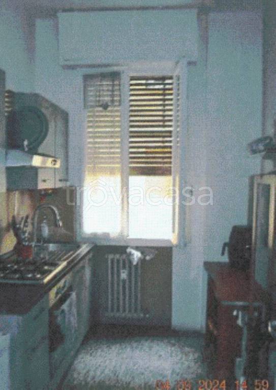 appartamento in vendita a Modena in zona Crocetta