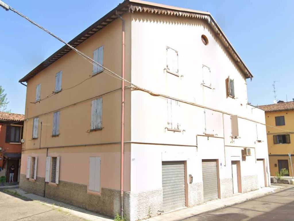 appartamento in vendita a Modena in zona San Lazzaro / Modena Est