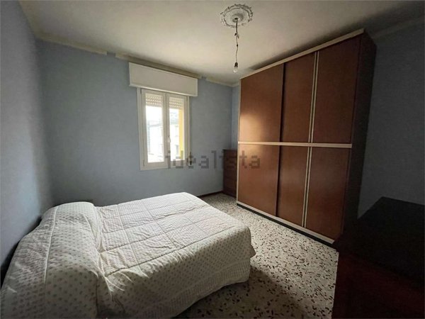 appartamento in vendita a Modena in zona Amendola