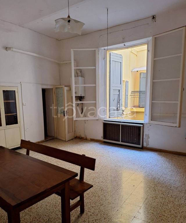 appartamento in vendita a Modena in zona Centro Storico