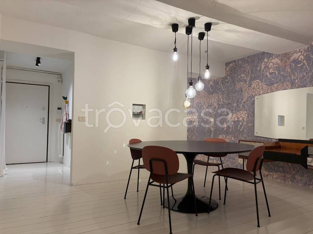 appartamento in vendita a Modena in zona Centro Storico