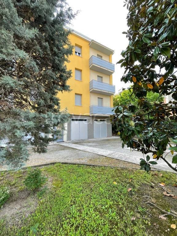 appartamento in vendita a Modena in zona Buon Pastore