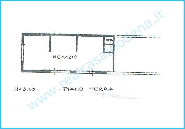 negozio in vendita a Modena in zona Centro Storico