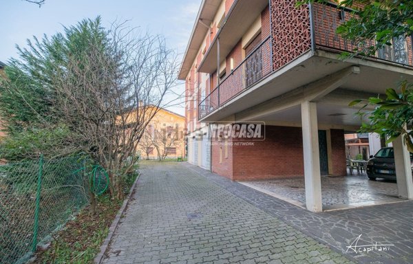 casa indipendente in vendita a Modena in zona San Lazzaro / Modena Est