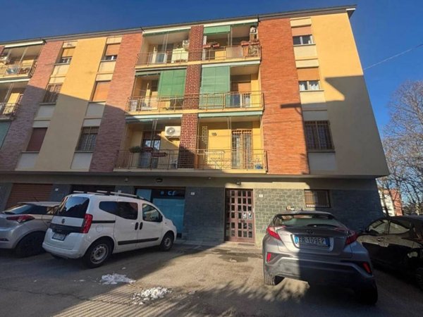 appartamento in vendita a Modena in zona Crocetta