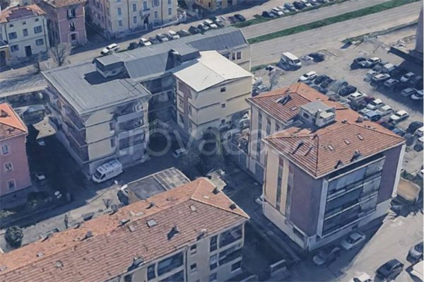 negozio in vendita a Modena in zona San Cataldo