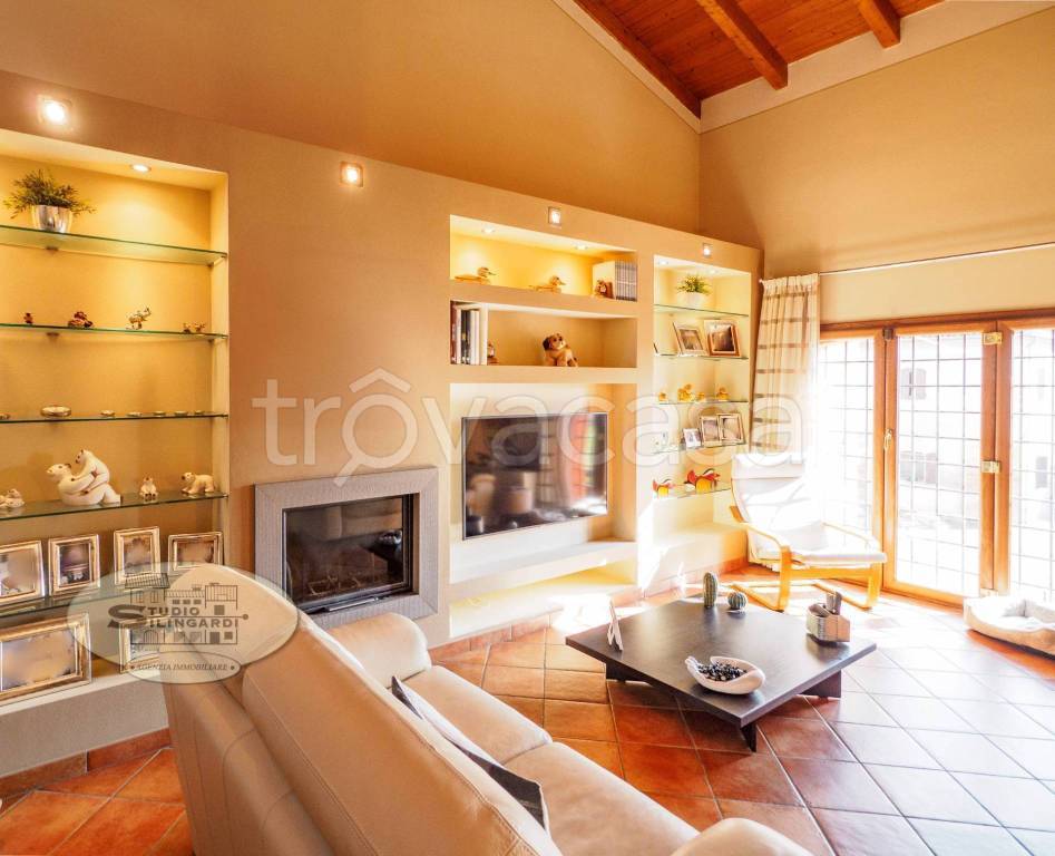 casa indipendente in vendita a Modena in zona Baggiovara