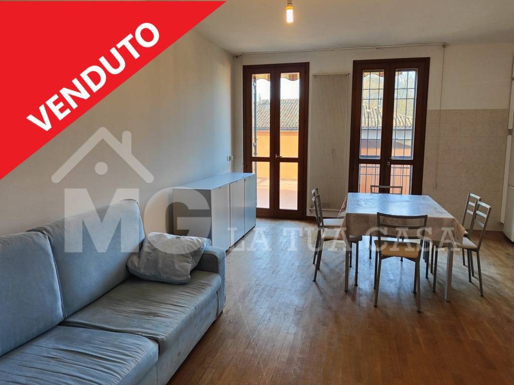 appartamento in vendita a Modena in zona San Lazzaro / Modena Est